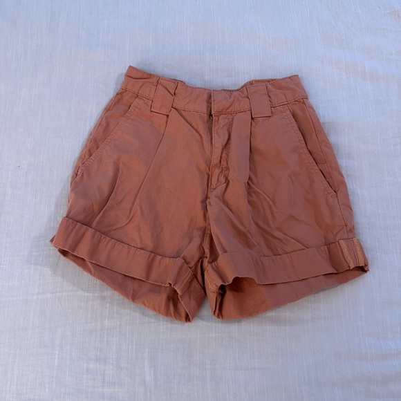 FRAME Fluid Twill Rolled Shorts Terracotta (10) - Picture 6 of 9